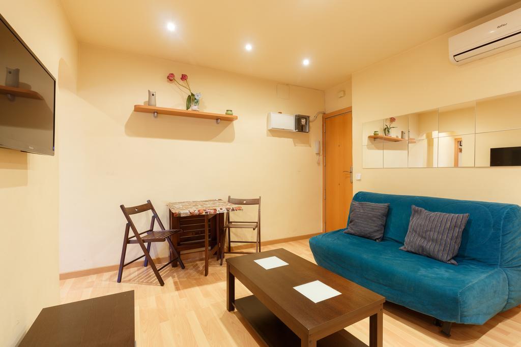 Apartment Bed&Bcn Sant Andreu II برشلونة المظهر الخارجي الصورة
