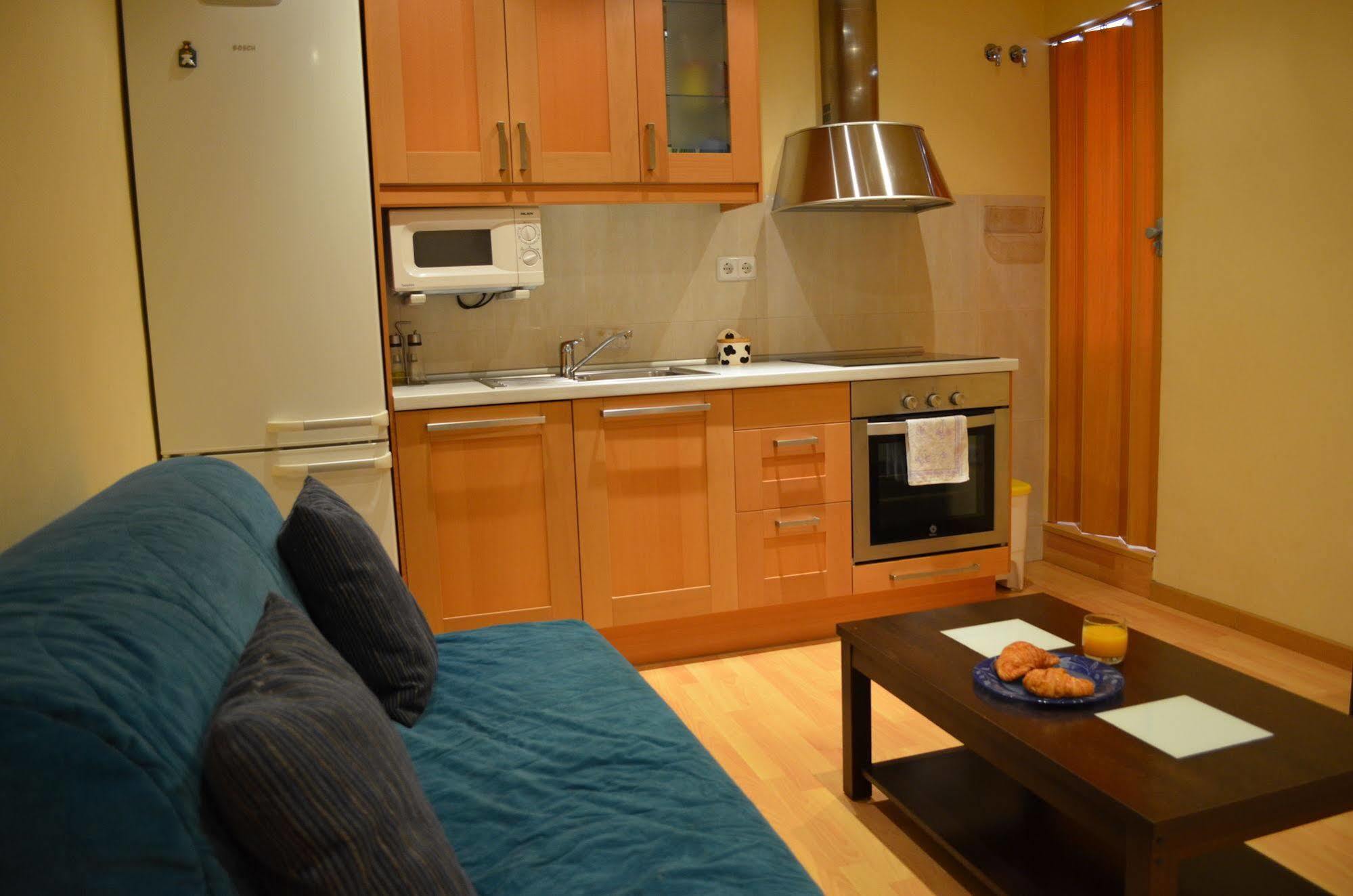 Apartment Bed&Bcn Sant Andreu II برشلونة المظهر الخارجي الصورة